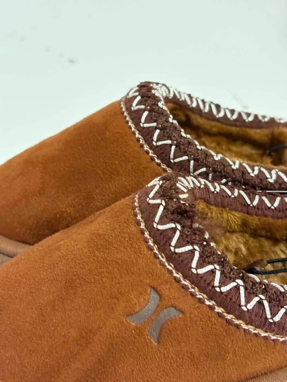 NWT Hurley Toddler Cozy Faux Suede Slippers Brown